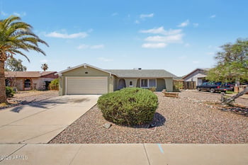 8626 Lawrence Ln, Peoria, AZ 85345