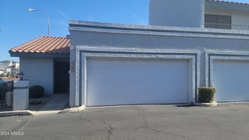 8627 Shadow Ln, Peoria, AZ 85345