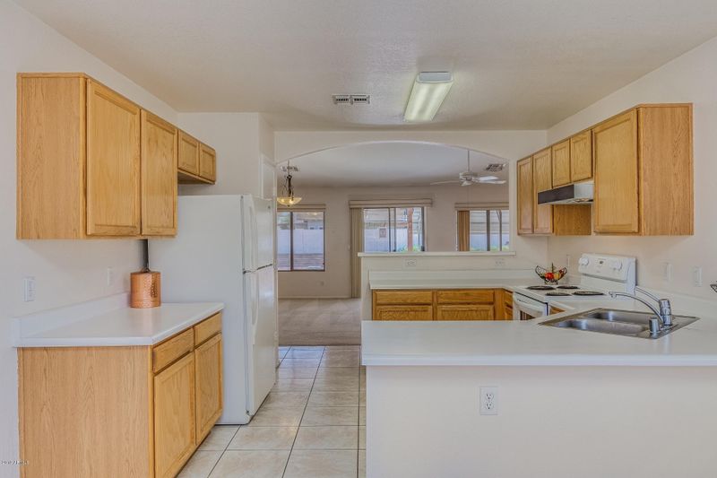 8627 W Campbell Ave, Phoenix, AZ 85037