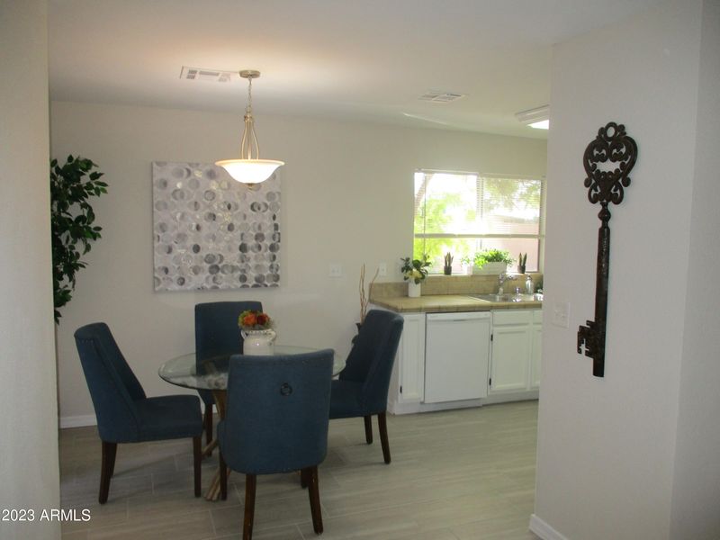 8627 W Lawrence Ln, Peoria, AZ 85345