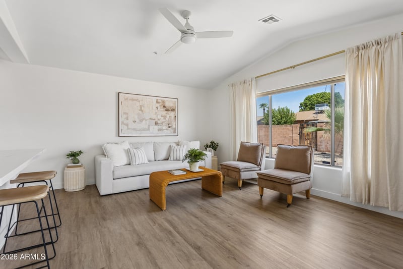 8628 E Oak St, Scottsdale, AZ 85257