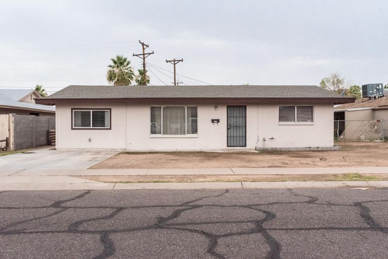 8628 N 35th Dr, Phoenix, AZ 85051