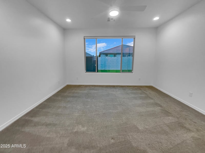 8628 Rancho Dr, Glendale, AZ 85305