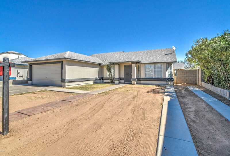 8628 W Holly St, Phoenix, AZ 85037