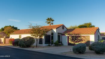 8629 Maui Ln, Peoria, AZ 85381