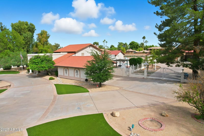 8629 Stanley Pl, Tempe, AZ 85284