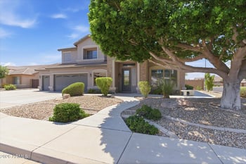 8629 Salter Dr, Peoria, AZ 85382