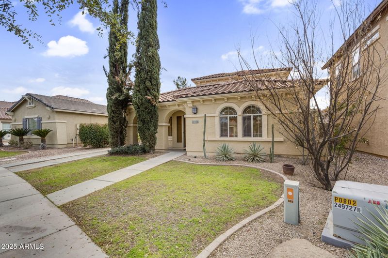 863 E Waterview Pl, Chandler, AZ 85249