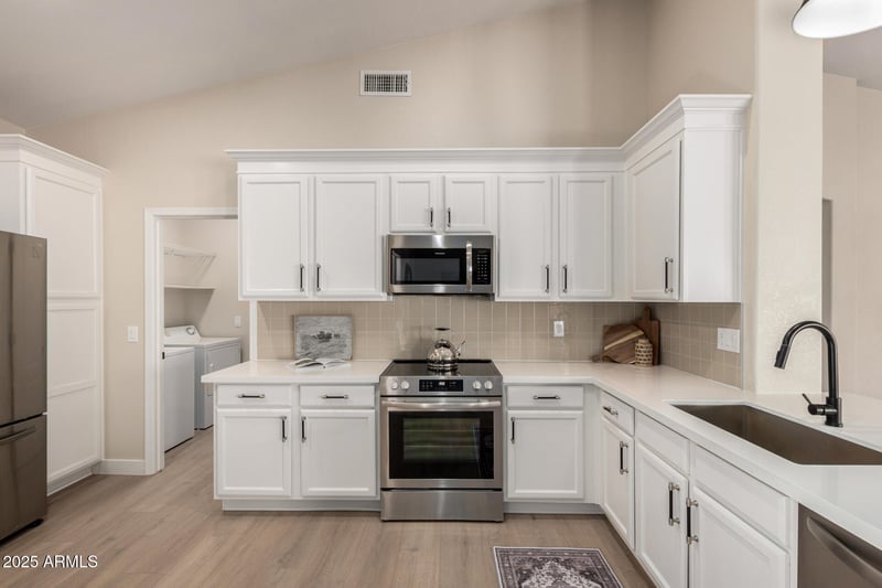863 Kyle Ct, Gilbert, AZ 85296