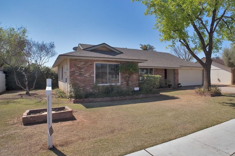863 W Meseto Ave, Mesa, AZ 85210
