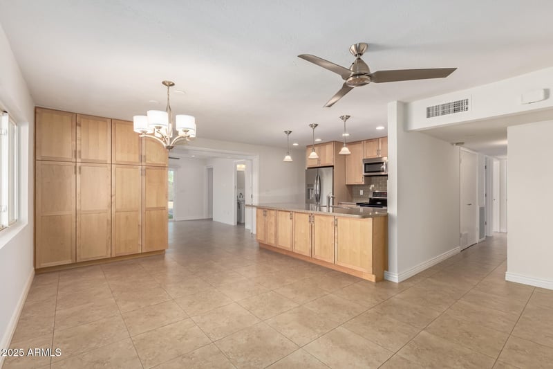 8630 Mariposa Dr, Scottsdale, AZ 85251