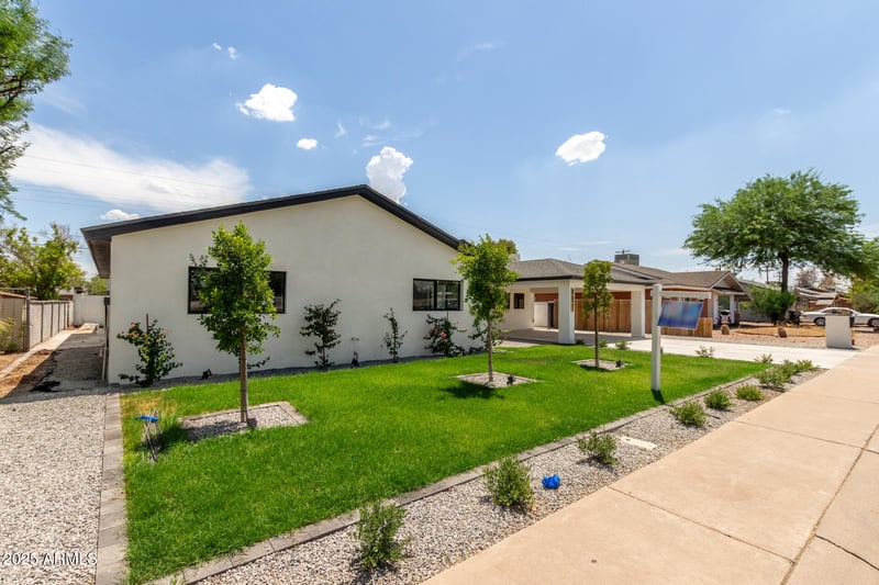 8631 Thomas Rd, Scottsdale, AZ 85251
