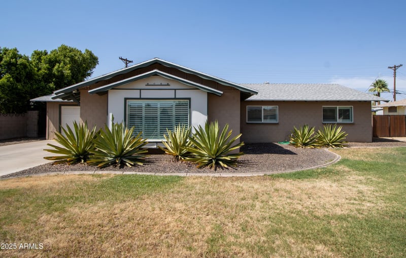 8632 Thornwood Dr, Scottsdale, AZ 85251
