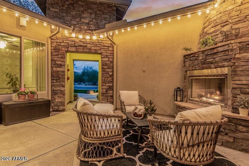 8635 Rowel Rd, Peoria, AZ 85383