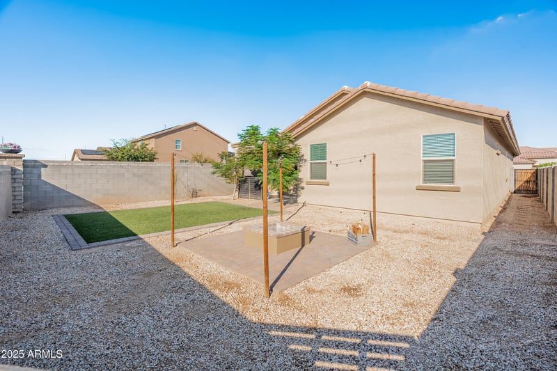 8636 169th Ave, Waddell, AZ 85355