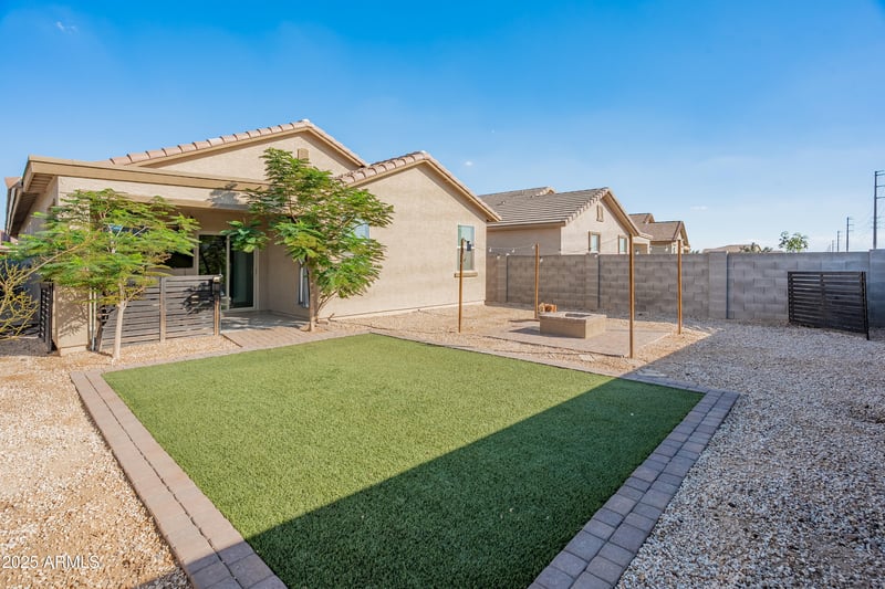 8636 169th Ave, Waddell, AZ 85355