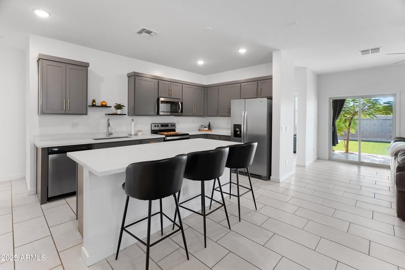 8636 169th Ave, Waddell, AZ 85355