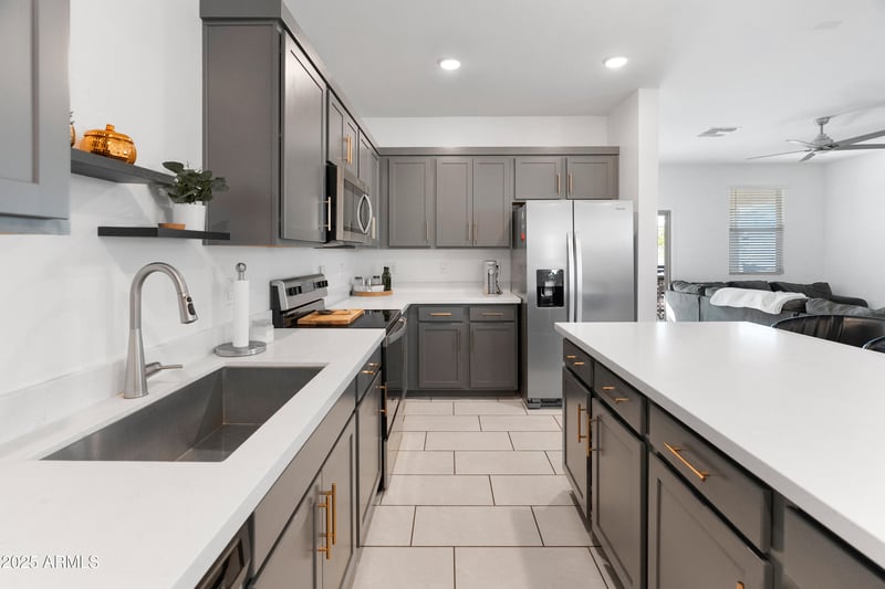 8636 169th Ave, Waddell, AZ 85355