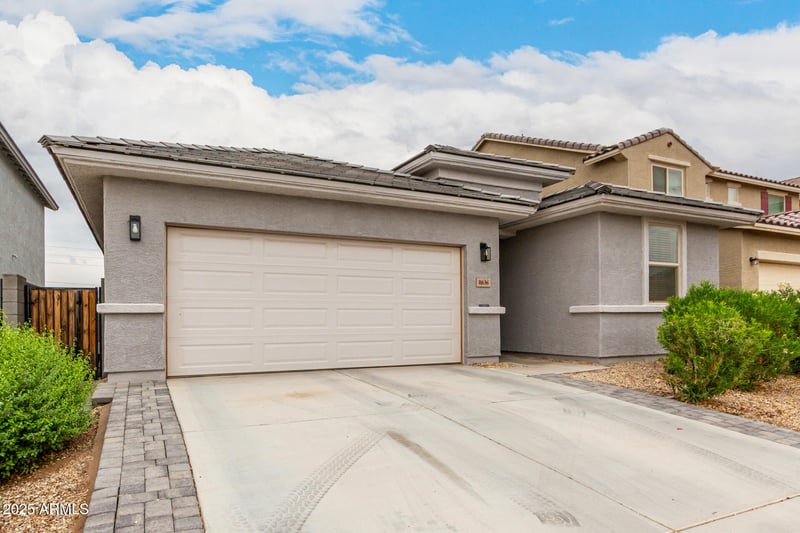 8636 170th Ln, Waddell, AZ 85355