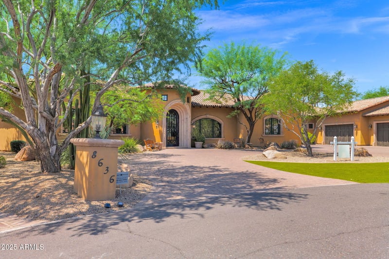 8636 Via La Serena Ln, Paradise Valley, AZ 85253