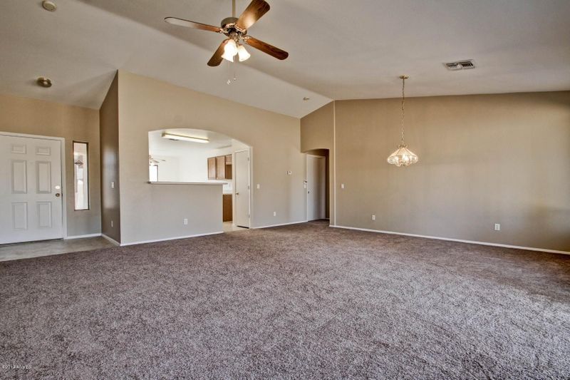 8636 W Campbell Ave, Phoenix, AZ 85037