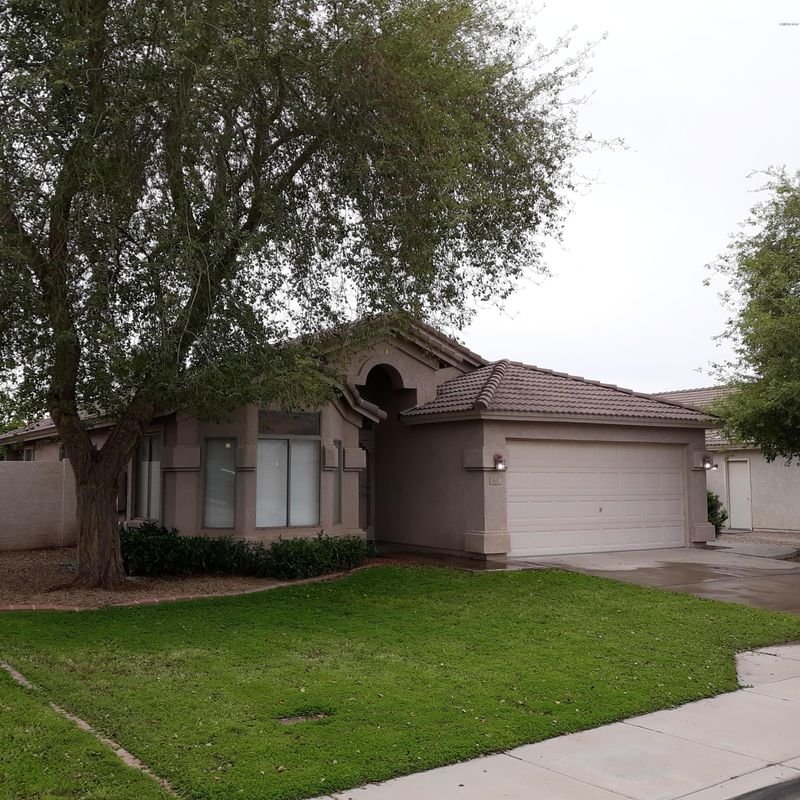 8637 E Milagro Ave, Mesa, AZ 85209
