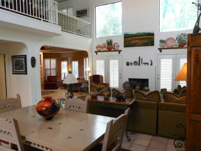 8637 N 84th Pl, Scottsdale, AZ 85258