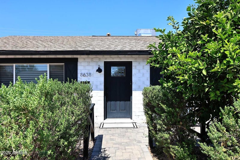 8638 E Sheridan St, Scottsdale, AZ 85257