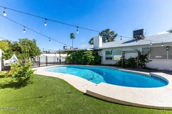 864 Kilarea Ave, Mesa, AZ 85210