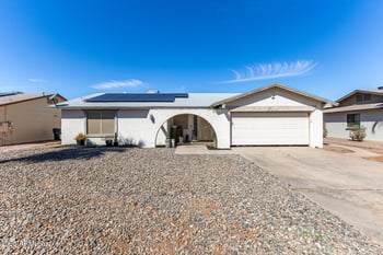864 W Kilarea Ave, Mesa, AZ 85210