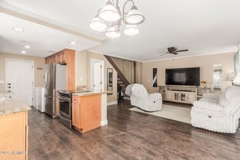 8642 51st St #1, Phoenix, AZ 85044