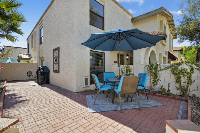 8642 51st St #2, Phoenix, AZ 85044
