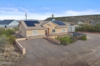 8643 Thunderbird Dr, Safford, AZ 85546