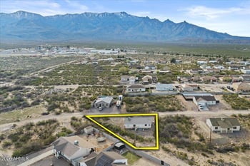 8643 Thunderbird Dr, Safford, AZ 85546