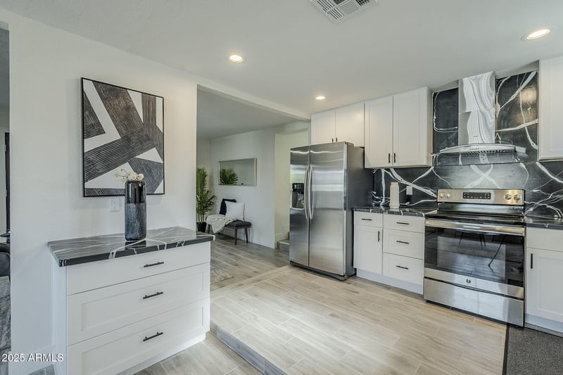 8644 Mountain View Rd, Peoria, AZ 85345