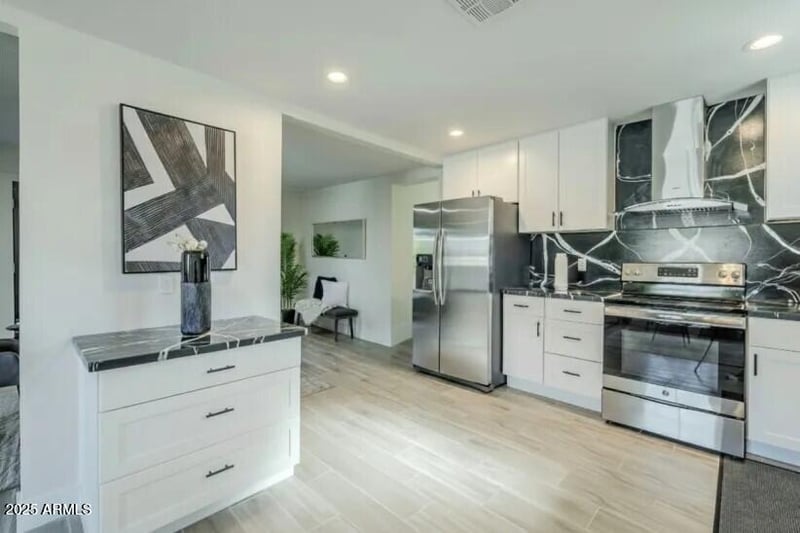 8644 Mountain View Rd, Peoria, AZ 85345