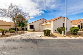 8645 Maui Ln, Peoria, AZ 85381