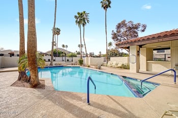 8646 51st St #2, Phoenix, AZ 85044