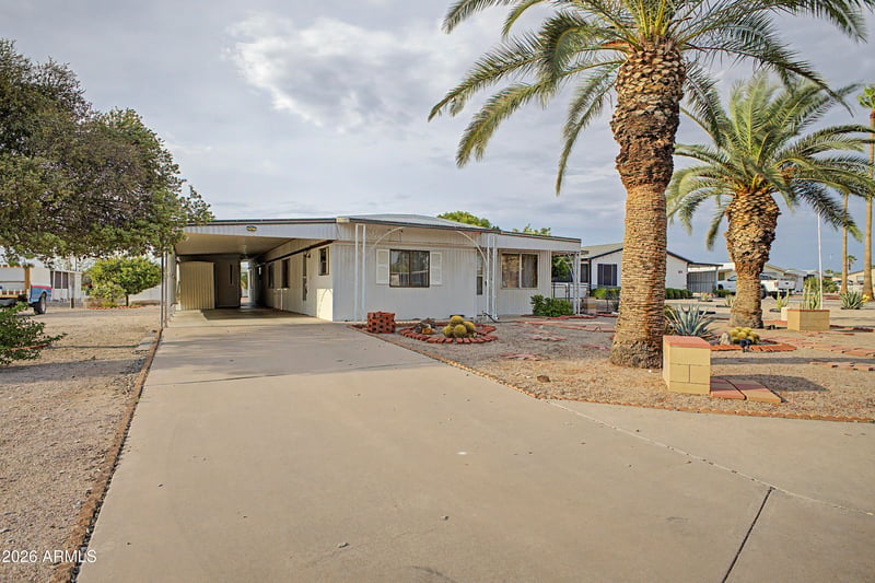 8646 E Dulciana Ave, Mesa, AZ 85208