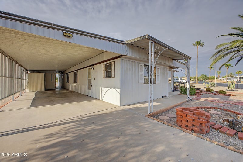8646 E Dulciana Ave, Mesa, AZ 85208