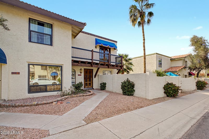 8646 51st St #2, Phoenix, AZ 85044