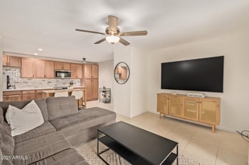 8649 Royal Palm Rd #232, Scottsdale, AZ 85258