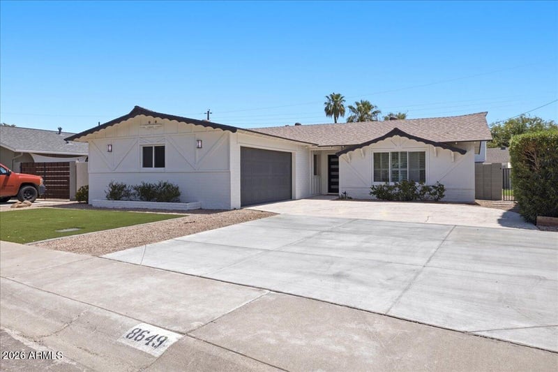 8649 E Starlight Way, Scottsdale, AZ 85250