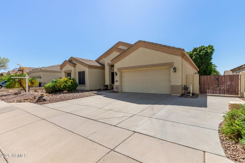 8649 Hillview St, Mesa, AZ 85207