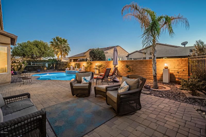 865 E Harmony Way, San Tan Valley, AZ 85140