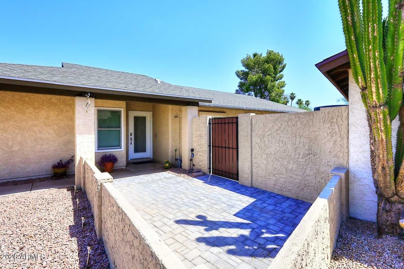 865 Roosevelt Cir, Scottsdale, AZ 85257