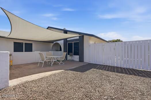 8650 N 56th Ave, Glendale, AZ 85302