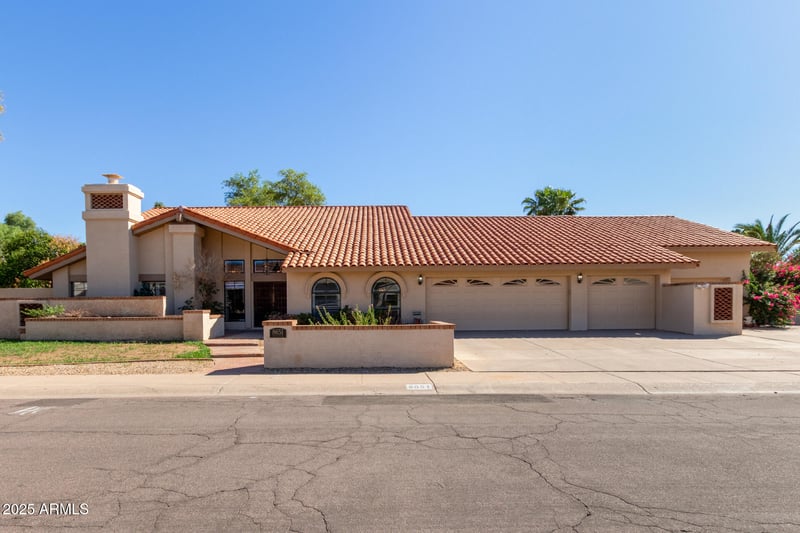 8651 E Thoroughbred Trl, Scottsdale, AZ 85258