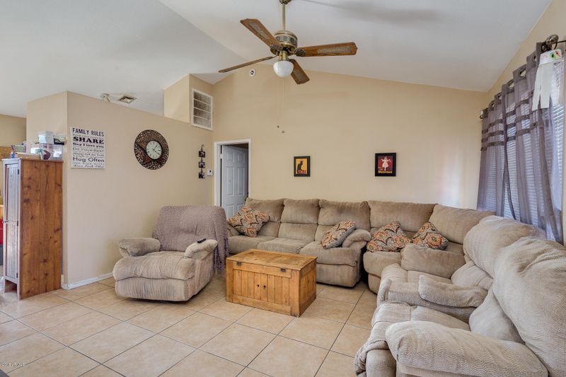 8651 W Wethersfield Rd, Peoria, AZ 85381