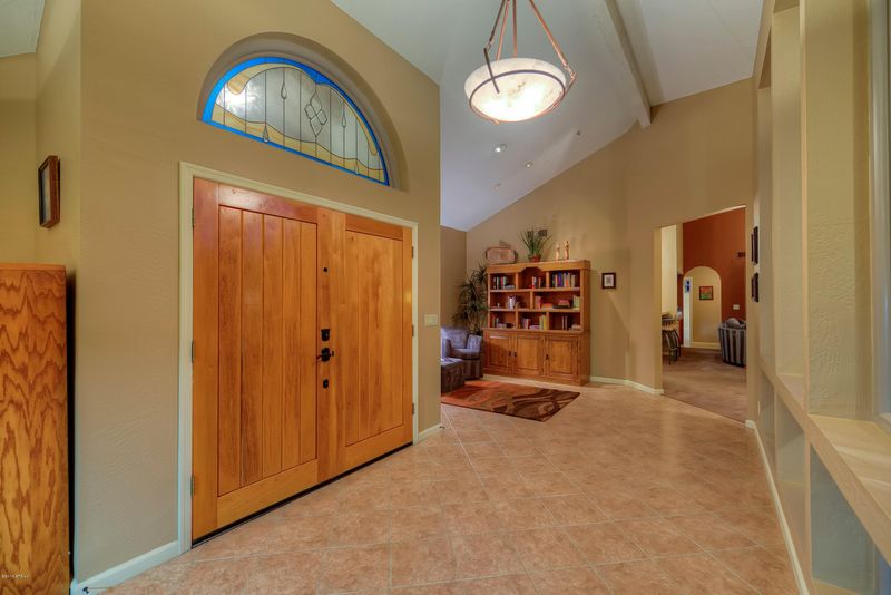 8652 E Charter Oak Dr, Scottsdale, AZ 85260